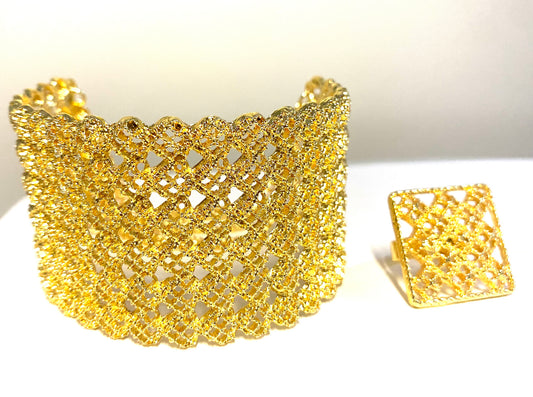 Bracelets - golden Bloom 2
